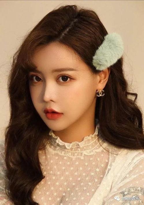 网红吃瓜韩安冉微博